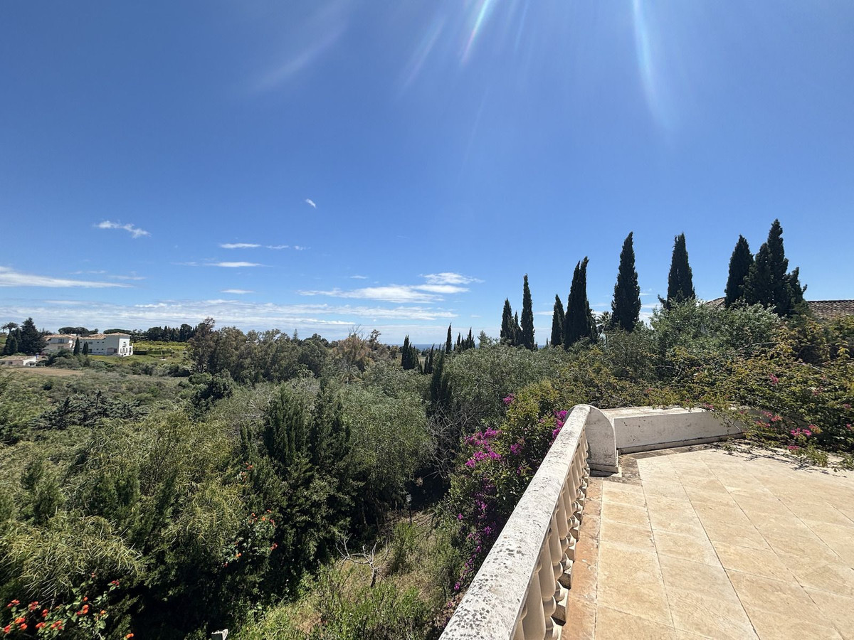 6 Bed Townhouse for sale in The Golden Mile Costa Del Sol, Málaga, Spain