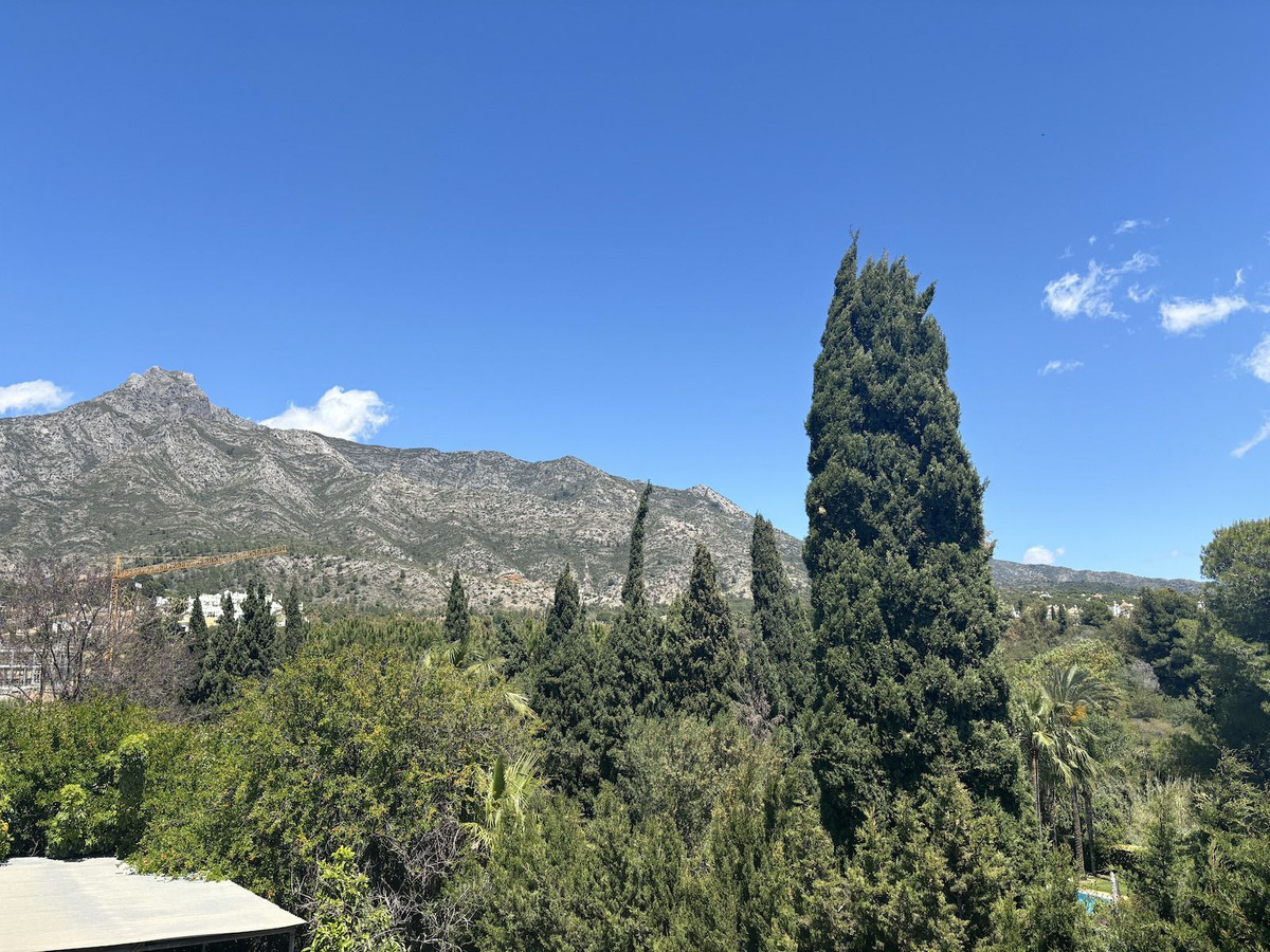 6 Bed Townhouse for sale in The Golden Mile Costa Del Sol, Málaga, Spain