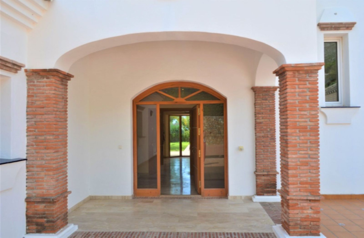 Se vende Villa - Chalet de 5 dormitorios en Costa Del Sol, Málaga, España
