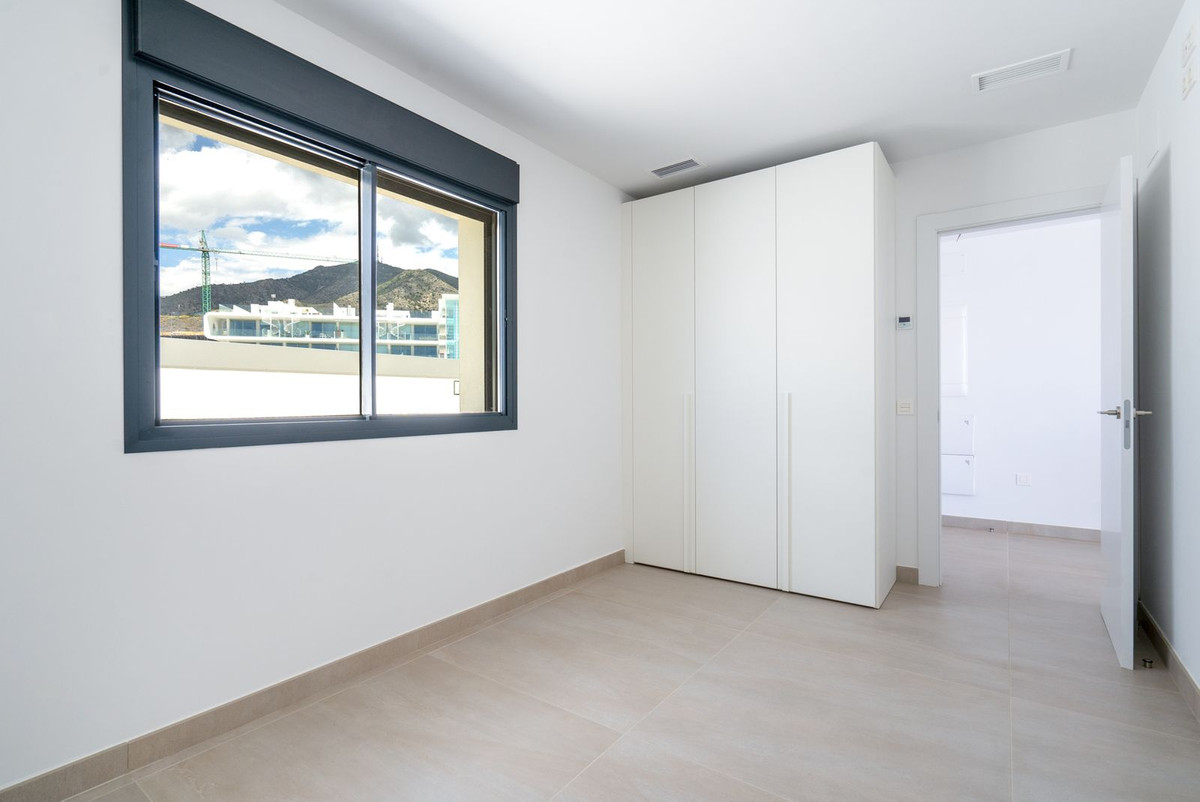 3 Bed Apartment for sale in Fuengirola Costa Del Sol, Málaga, Spain