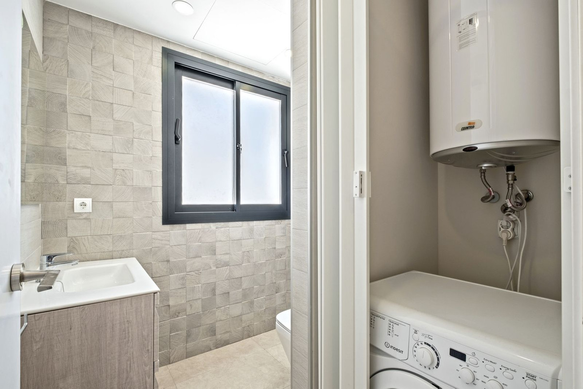 5 Bed Townhouse for sale in El Faro Costa Del Sol, Málaga, Spain