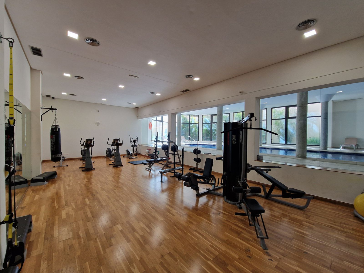Commercial unit for sale in Benahavís Costa Del Sol, Málaga, Spain