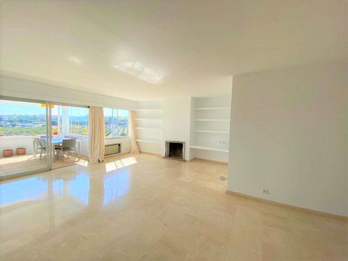 3 Bed Apartment for sale in Guadalmina Alta Costa Del Sol, Málaga, Spain