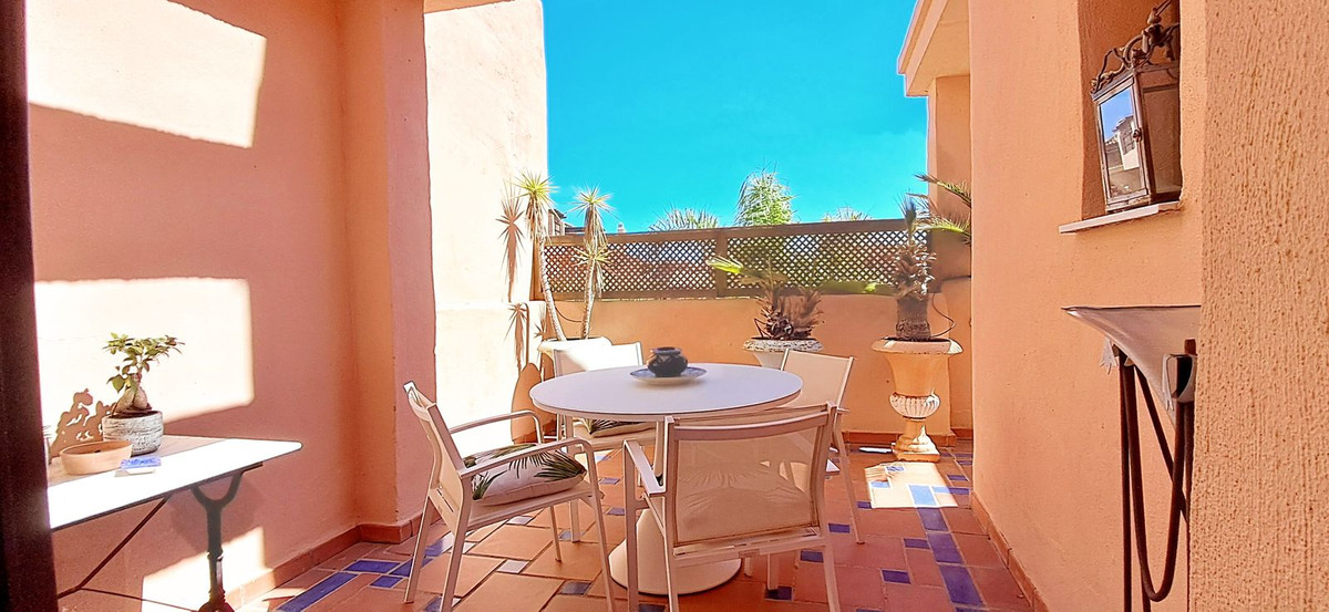 3 Bed Apartment for sale in New Golden Mile Costa Del Sol, Málaga, Spain