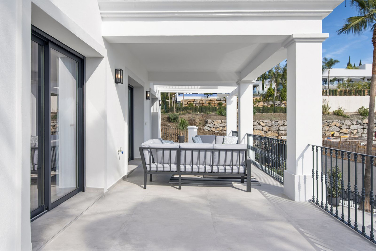 Se vende Villa - Chalet de 5 dormitorios en Costa Del Sol, Málaga, España