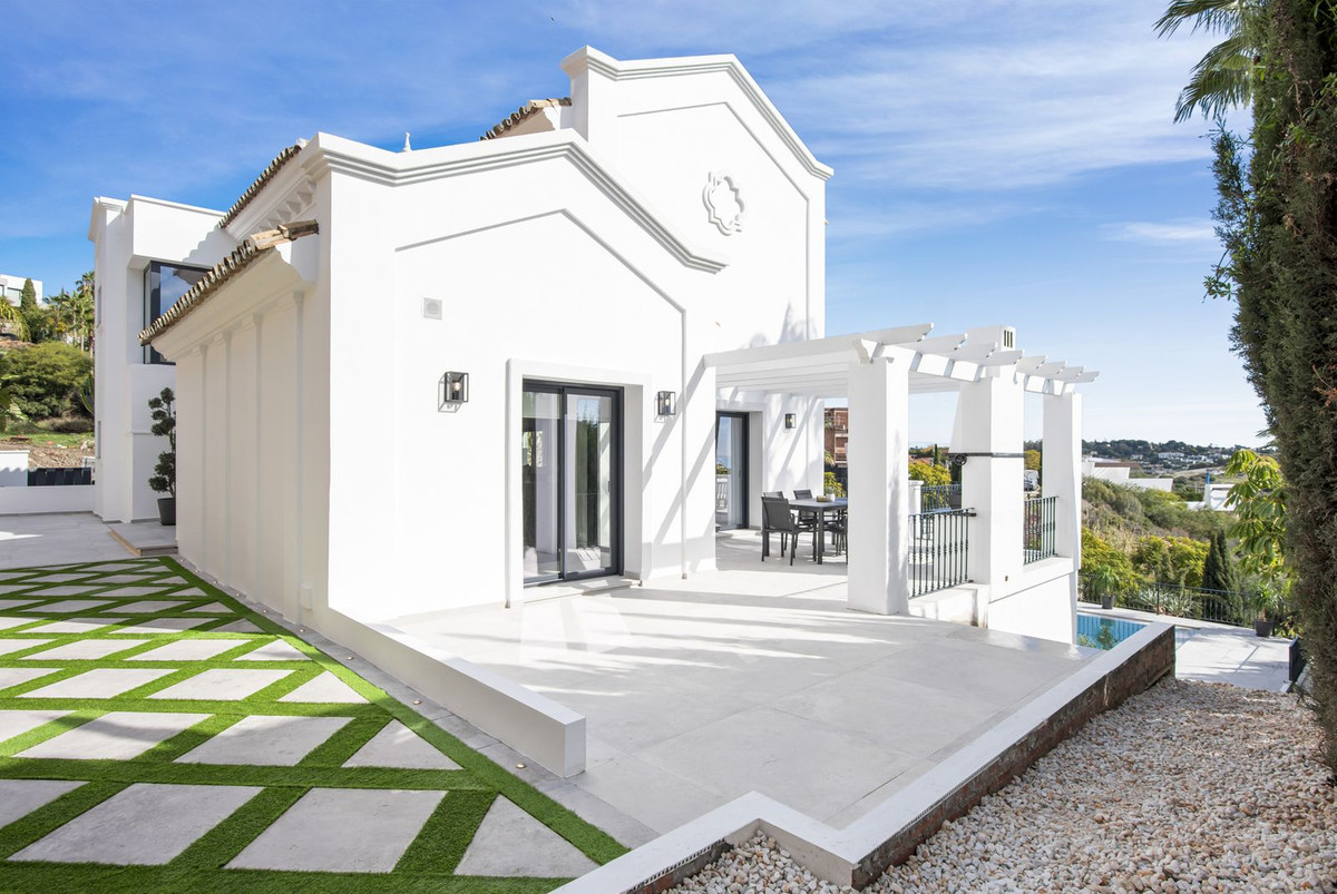 Se vende Villa - Chalet de 5 dormitorios en Costa Del Sol, Málaga, España