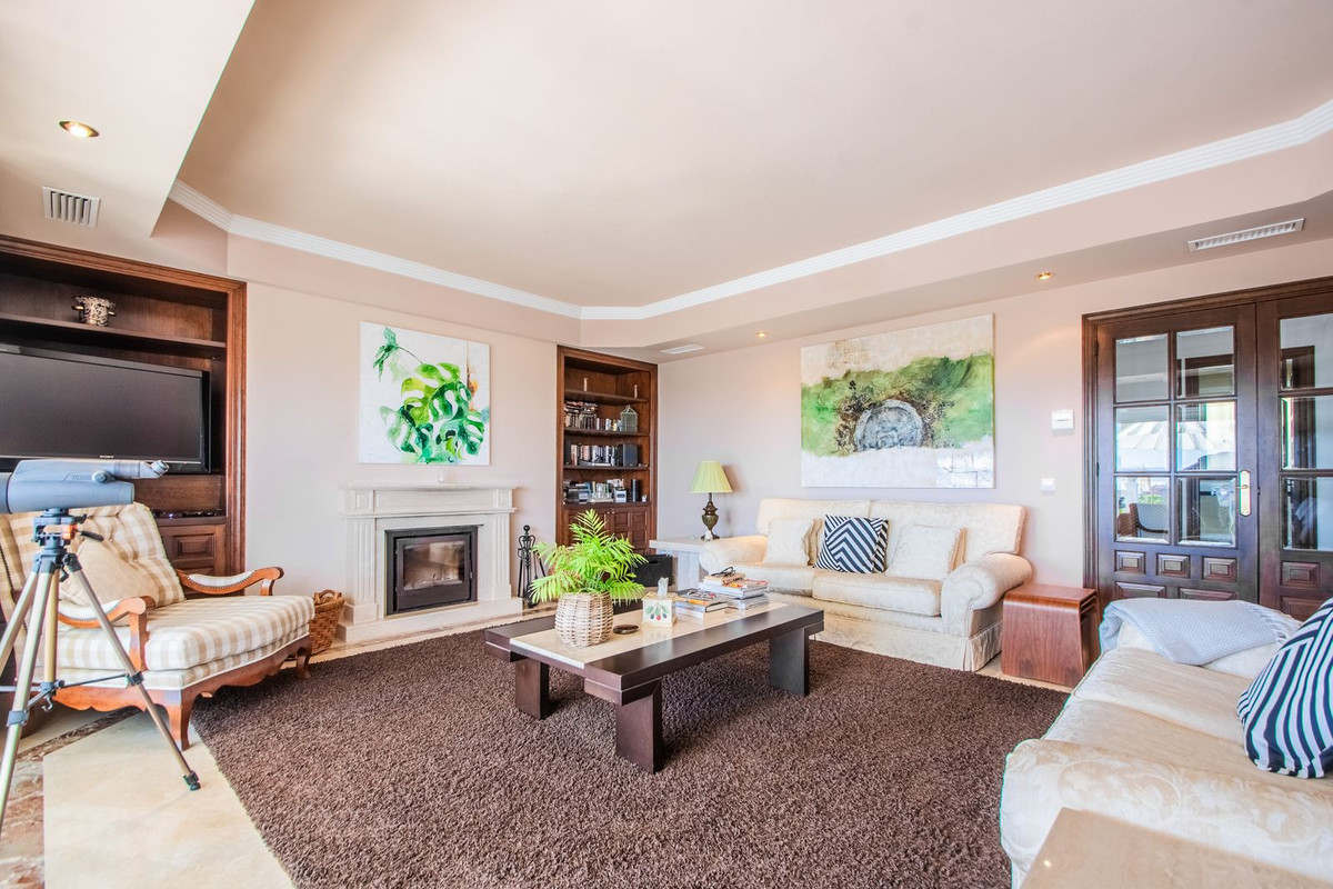 Se vende Villa - Chalet de 6 dormitorios en Costa Del Sol, Málaga, España
