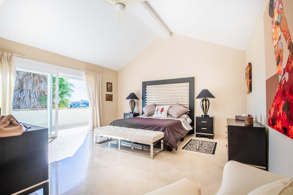 Se vende Villa - Chalet de 6 dormitorios en Costa Del Sol, Málaga, España
