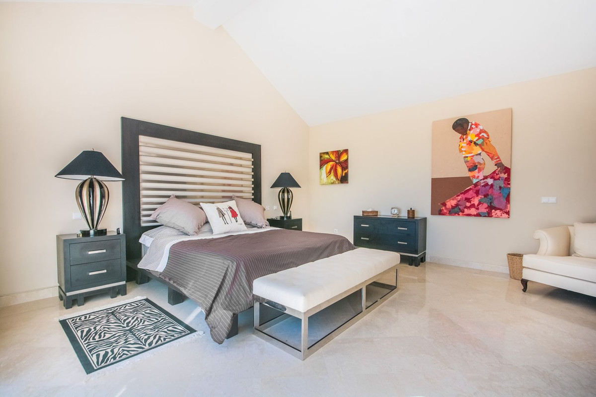 Se vende Villa - Chalet de 6 dormitorios en Costa Del Sol, Málaga, España