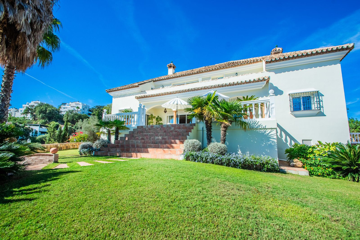 Se vende Villa - Chalet de 6 dormitorios en Costa Del Sol, Málaga, España