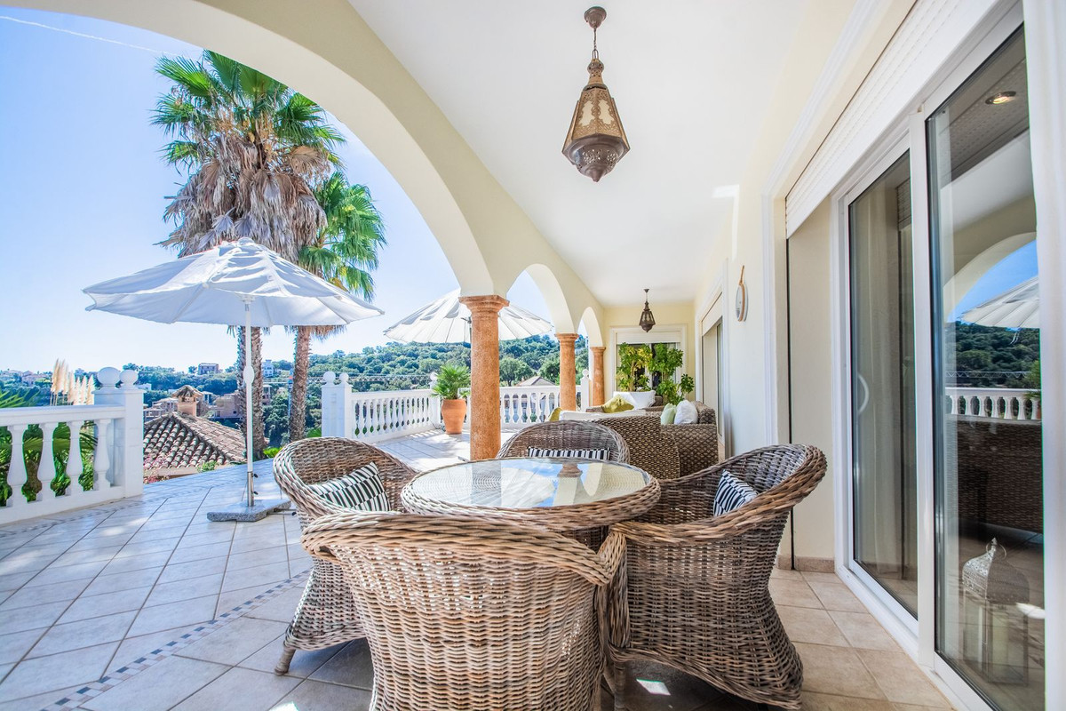 Se vende Villa - Chalet de 6 dormitorios en Costa Del Sol, Málaga, España