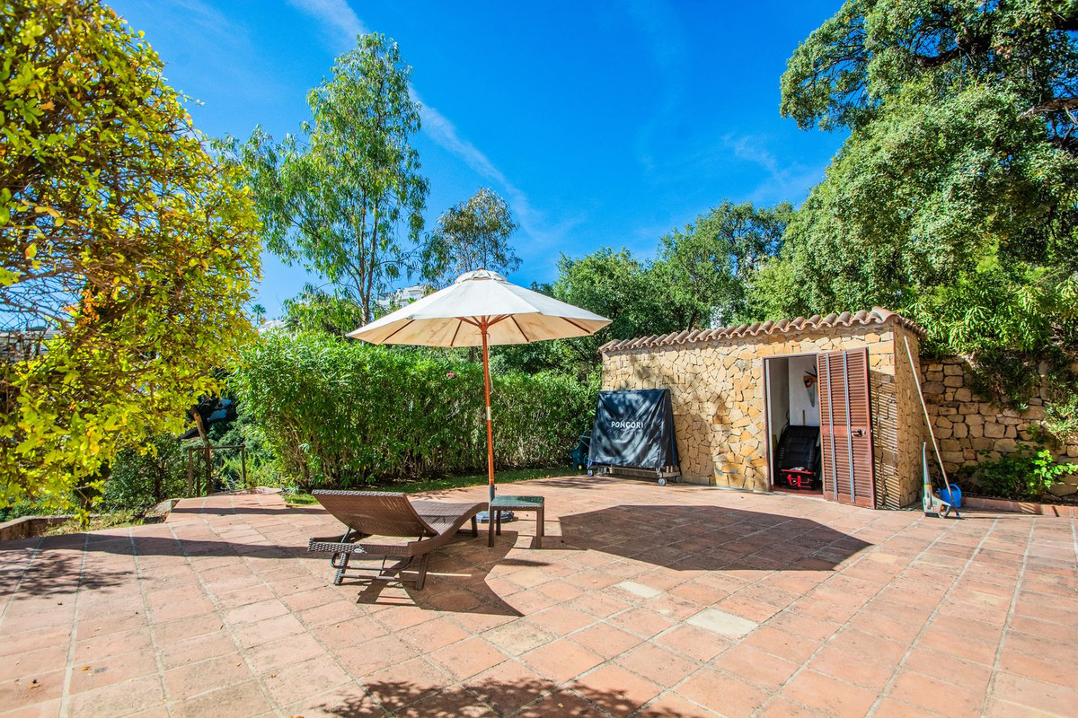 Se vende Villa - Chalet de 6 dormitorios en Costa Del Sol, Málaga, España