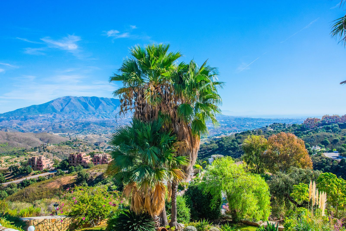 Se vende Villa - Chalet de 6 dormitorios en Costa Del Sol, Málaga, España