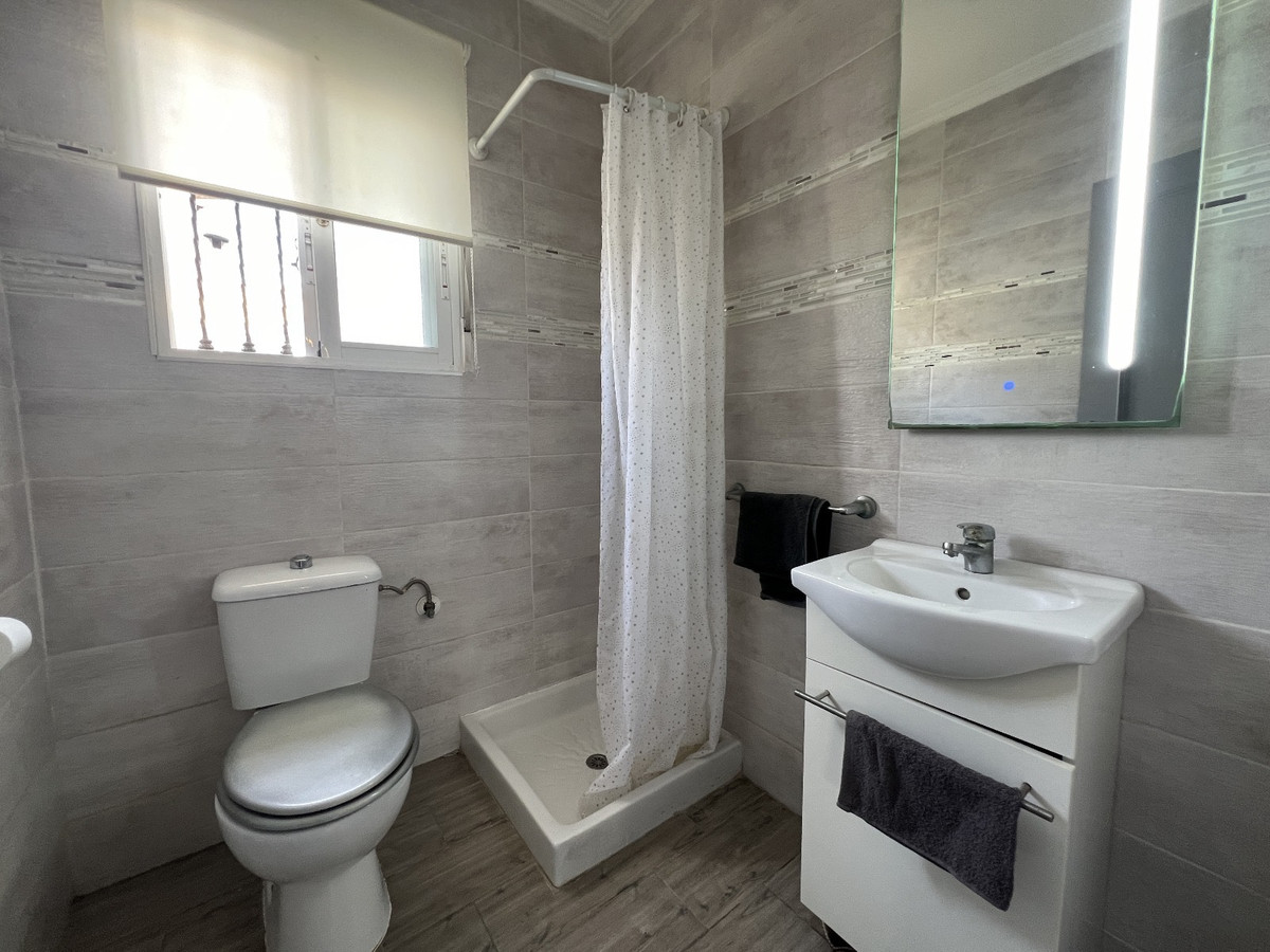 4 Bed Townhouse for sale in Orihuela Costa Blanca, Alicante, Spain