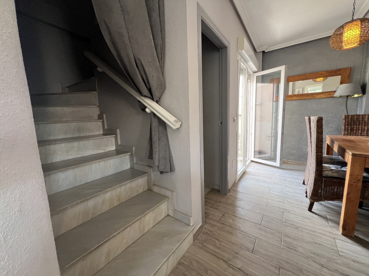 4 Bed Townhouse for sale in Orihuela Costa Blanca, Alicante, Spain