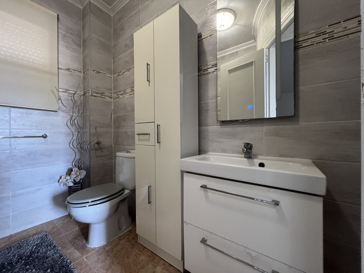 4 Bed Townhouse for sale in Orihuela Costa Blanca, Alicante, Spain