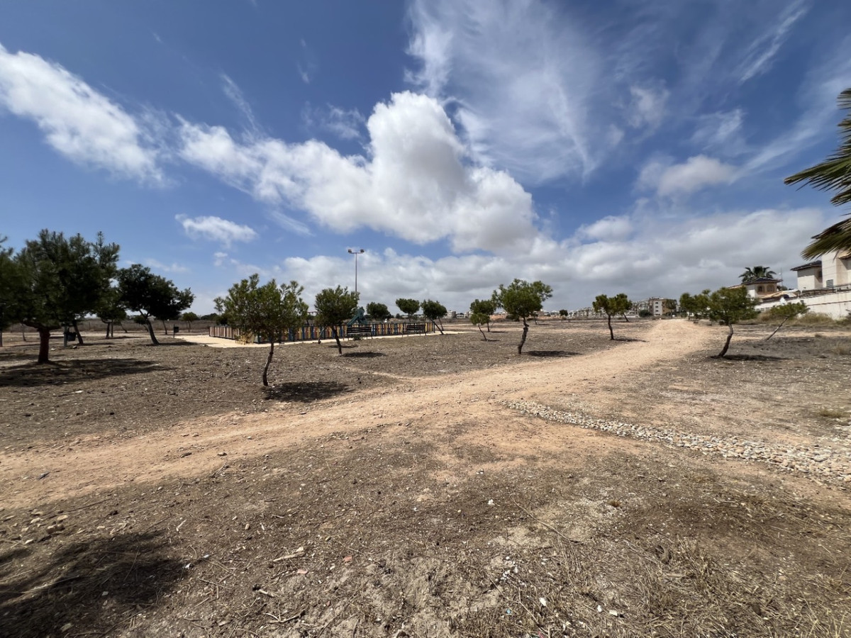 4 Bed Townhouse for sale in Orihuela Costa Blanca, Alicante, Spain