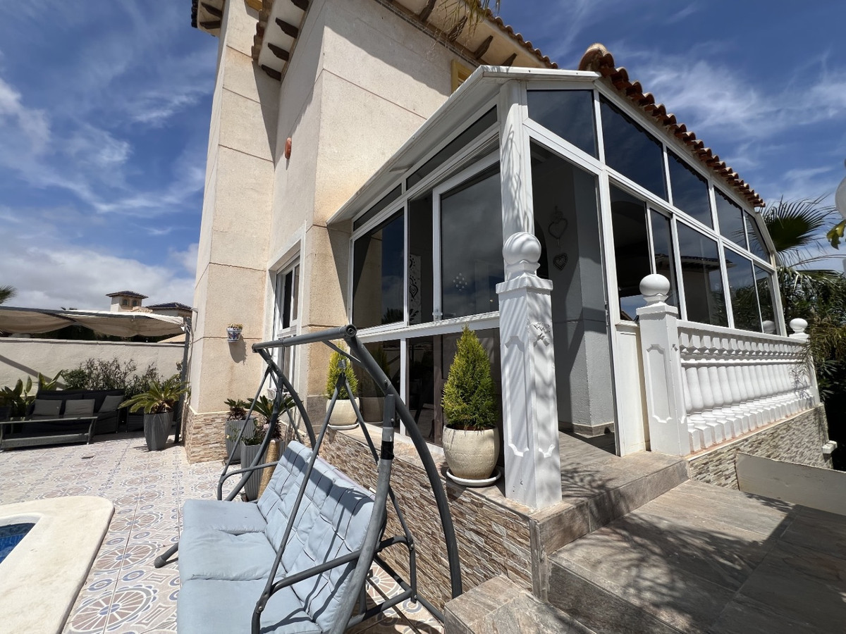 4 Bed Townhouse for sale in Orihuela Costa Blanca, Alicante, Spain