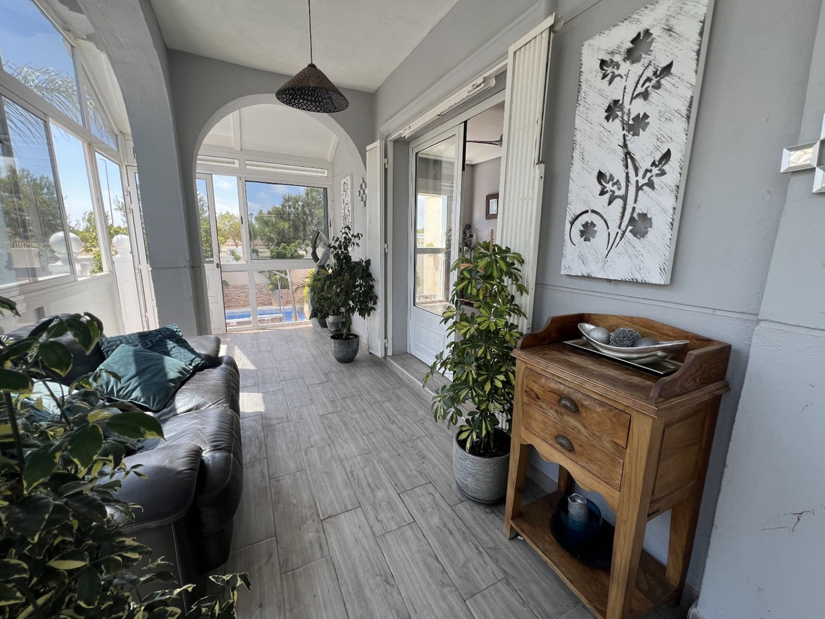 4 Bed Townhouse for sale in Orihuela Costa Blanca, Alicante, Spain