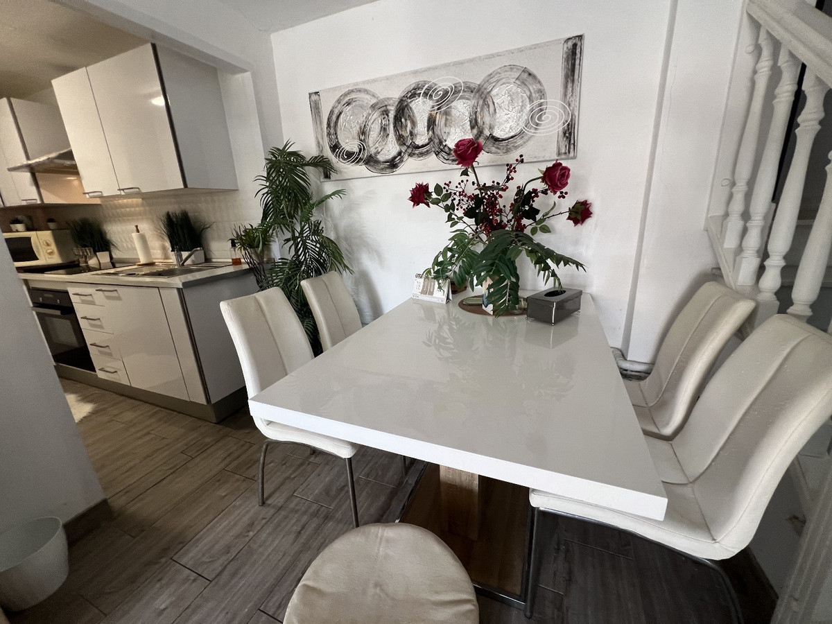 4 Bed Townhouse for sale in Orihuela Costa Blanca, Alicante, Spain