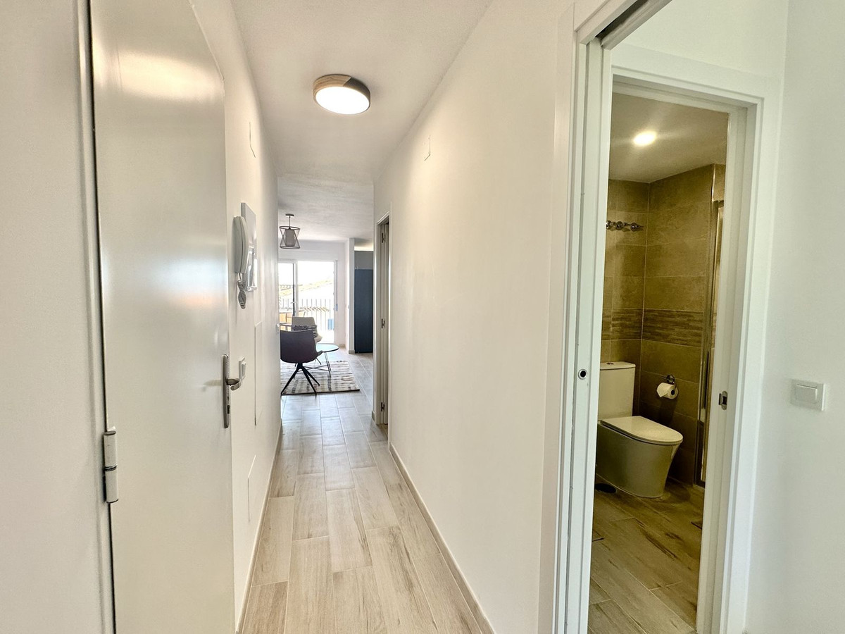 Se vende Apartamento Planta Media de 2 dormitorios en Costa Del Sol, Málaga, España