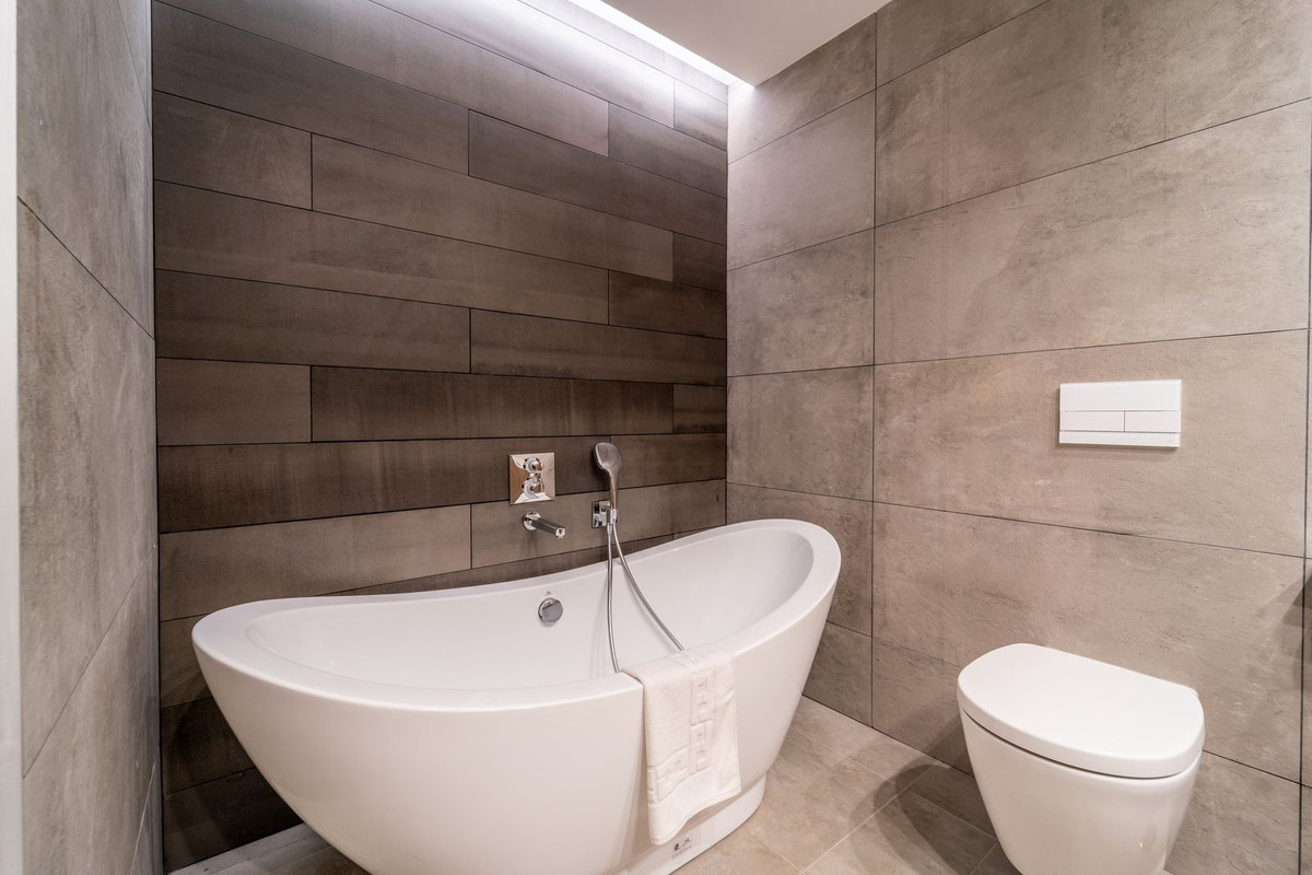 4 Bed Townhouse for sale in Benalmadena Costa Costa Del Sol, Málaga, Spain