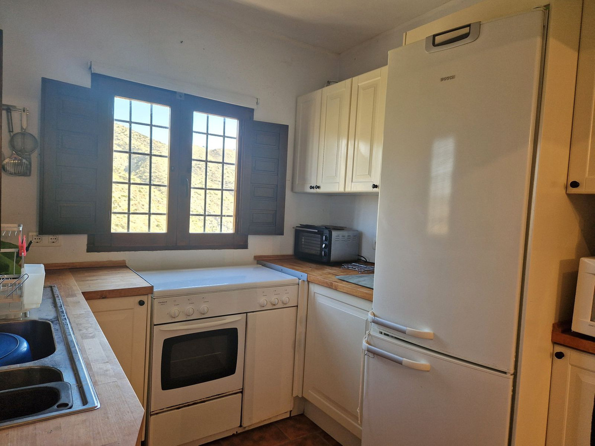 3 Bed Townhouse for sale in Pizarra Costa Del Sol, Málaga, Spain
