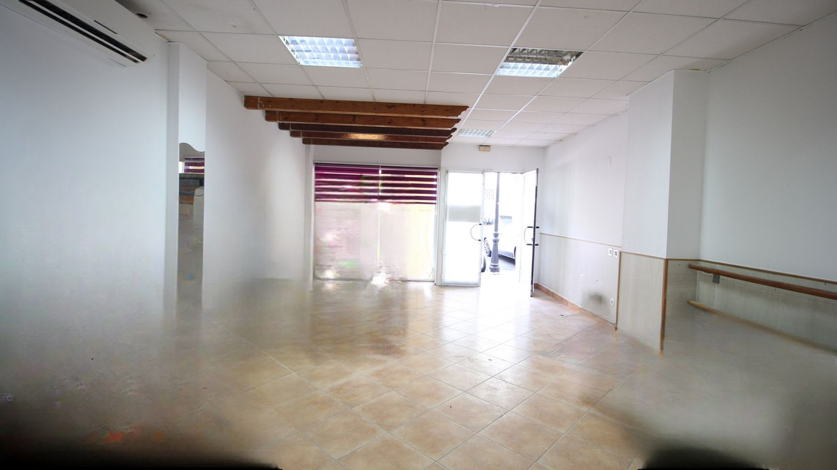 Se vende Local comercial  en Costa Del Sol, Málaga, España