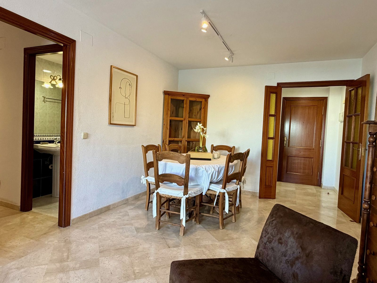 3 Bed Apartment for sale in Marbella Costa Del Sol, Málaga, Spain