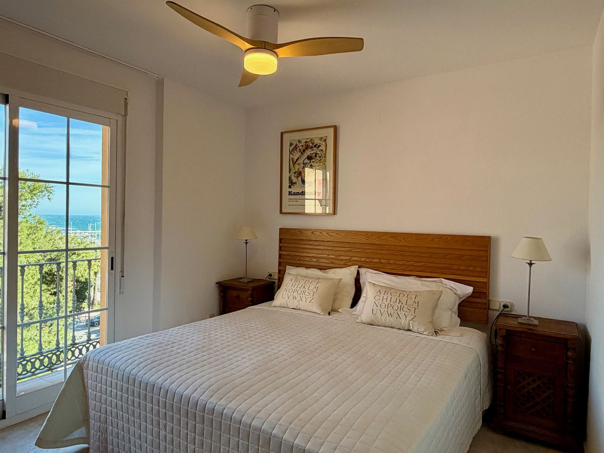 3 Bed Apartment for sale in Marbella Costa Del Sol, Málaga, Spain