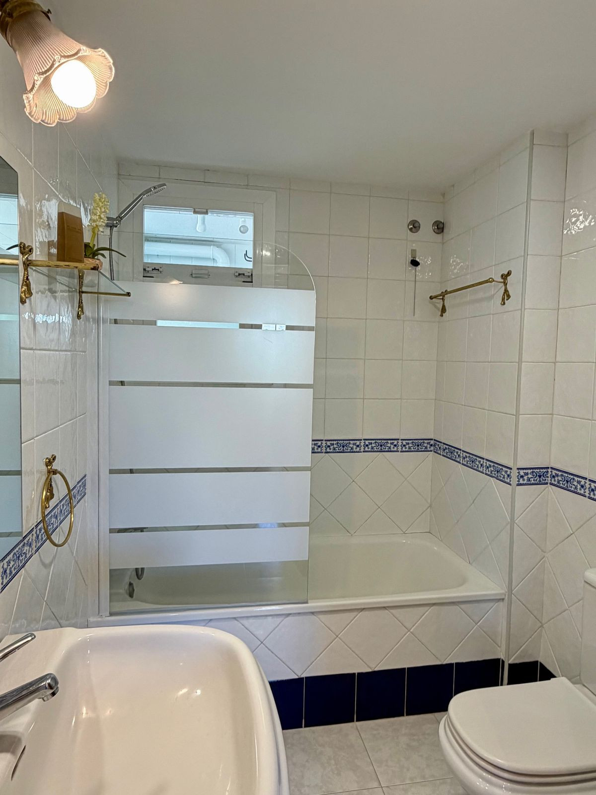 3 Bed Apartment for sale in Marbella Costa Del Sol, Málaga, Spain