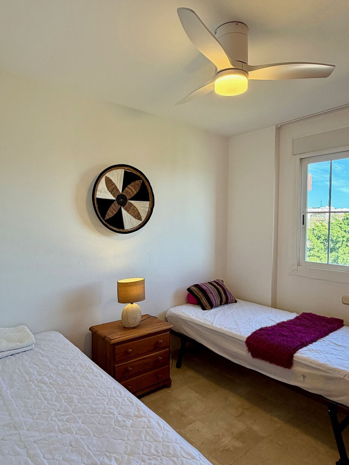 3 Bed Apartment for sale in Marbella Costa Del Sol, Málaga, Spain
