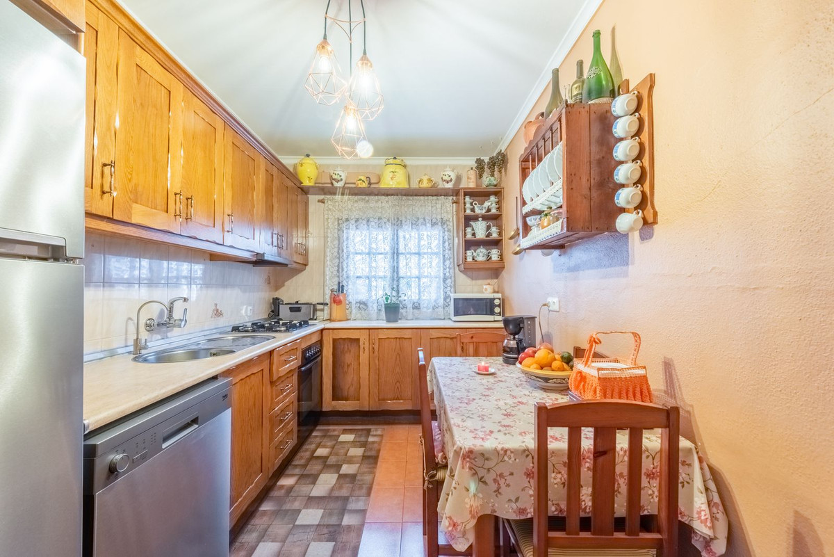 Se vende Apartamento Planta Baja de 3 dormitorios en Costa Del Sol, Málaga, España