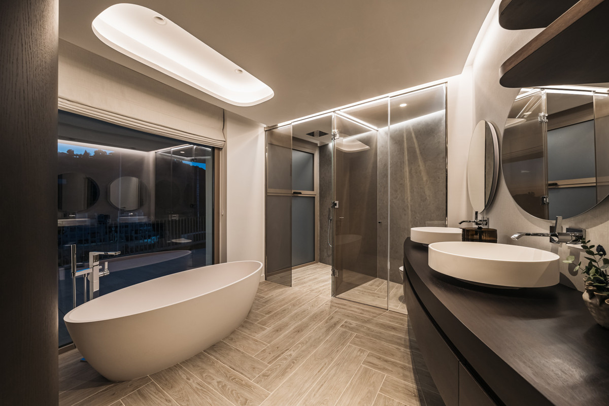 Se vende Apartamento Planta Media de 3 dormitorios en Costa Del Sol, Málaga, España