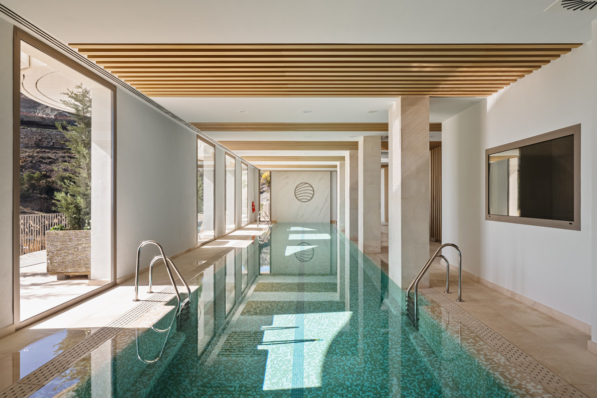 Se vende Apartamento Planta Media de 3 dormitorios en Costa Del Sol, Málaga, España
