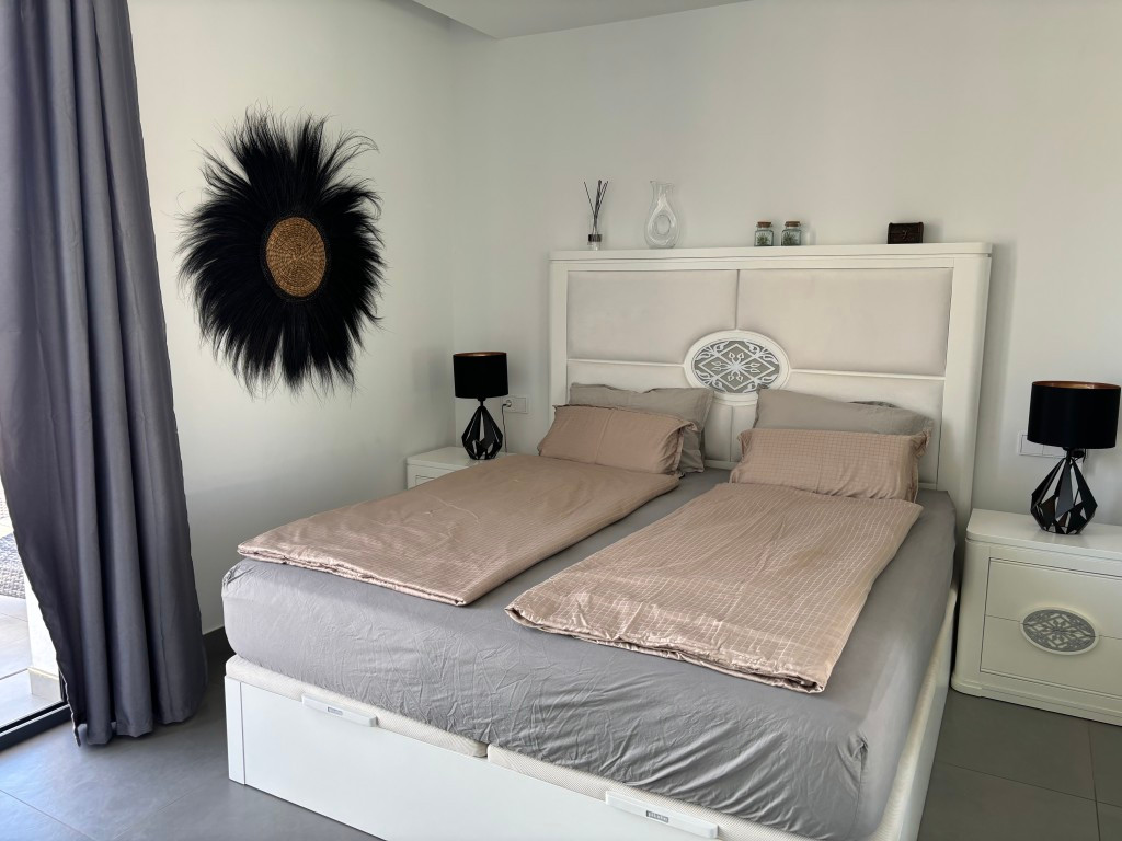 2 Bed Apartment for sale in Higueron Costa Del Sol, Málaga, Spain