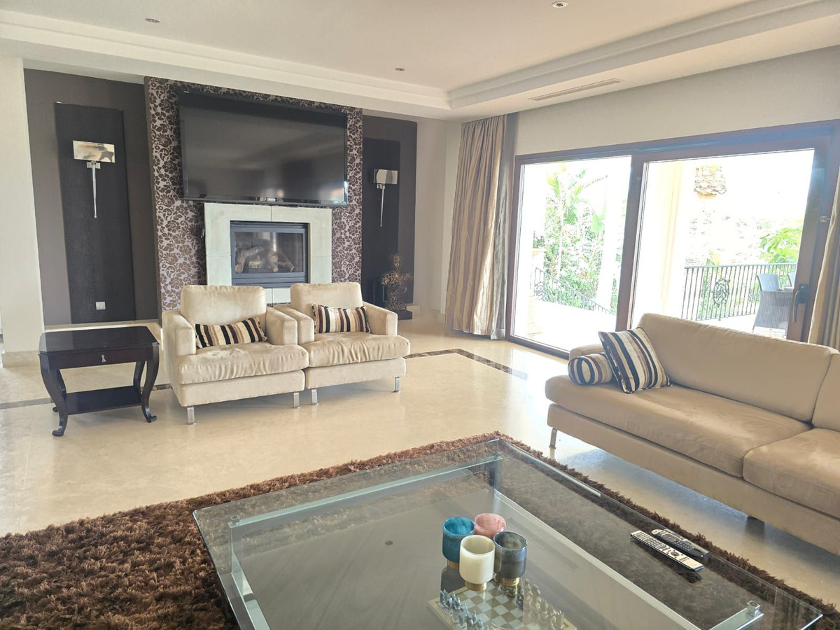 Se vende Villa - Chalet de 6 dormitorios en Costa Del Sol, Málaga, España