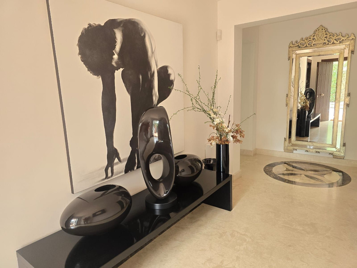 Se vende Villa - Chalet de 6 dormitorios en Costa Del Sol, Málaga, España