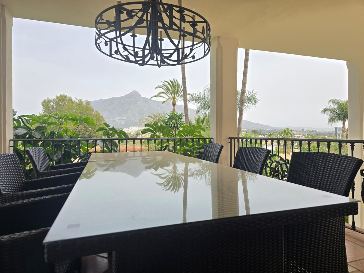 Se vende Villa - Chalet de 6 dormitorios en Costa Del Sol, Málaga, España