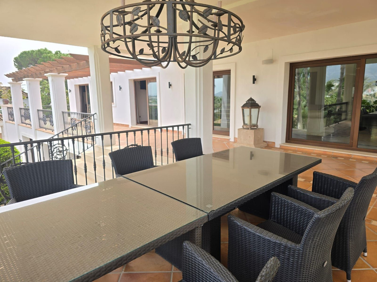 Se vende Villa - Chalet de 6 dormitorios en Costa Del Sol, Málaga, España