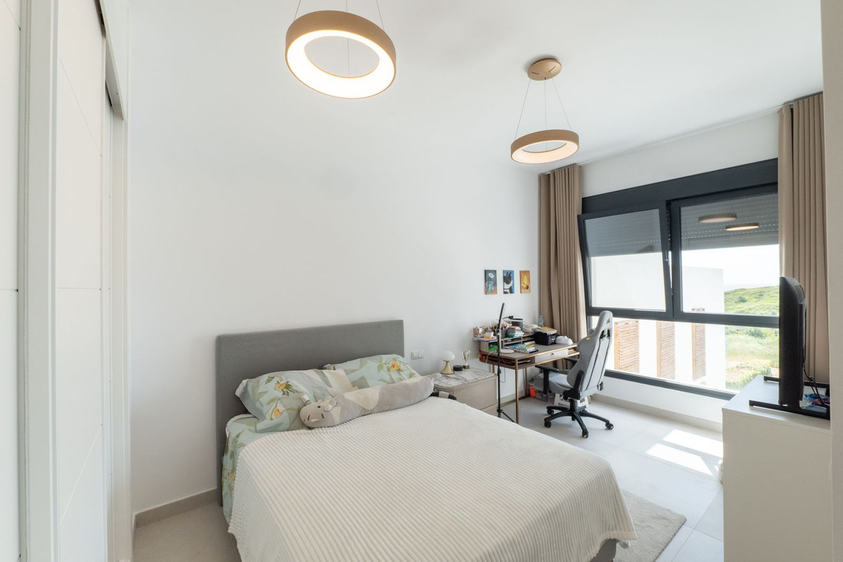 3 Bed Townhouse for sale in Casares Costa Del Sol, Málaga, Spain