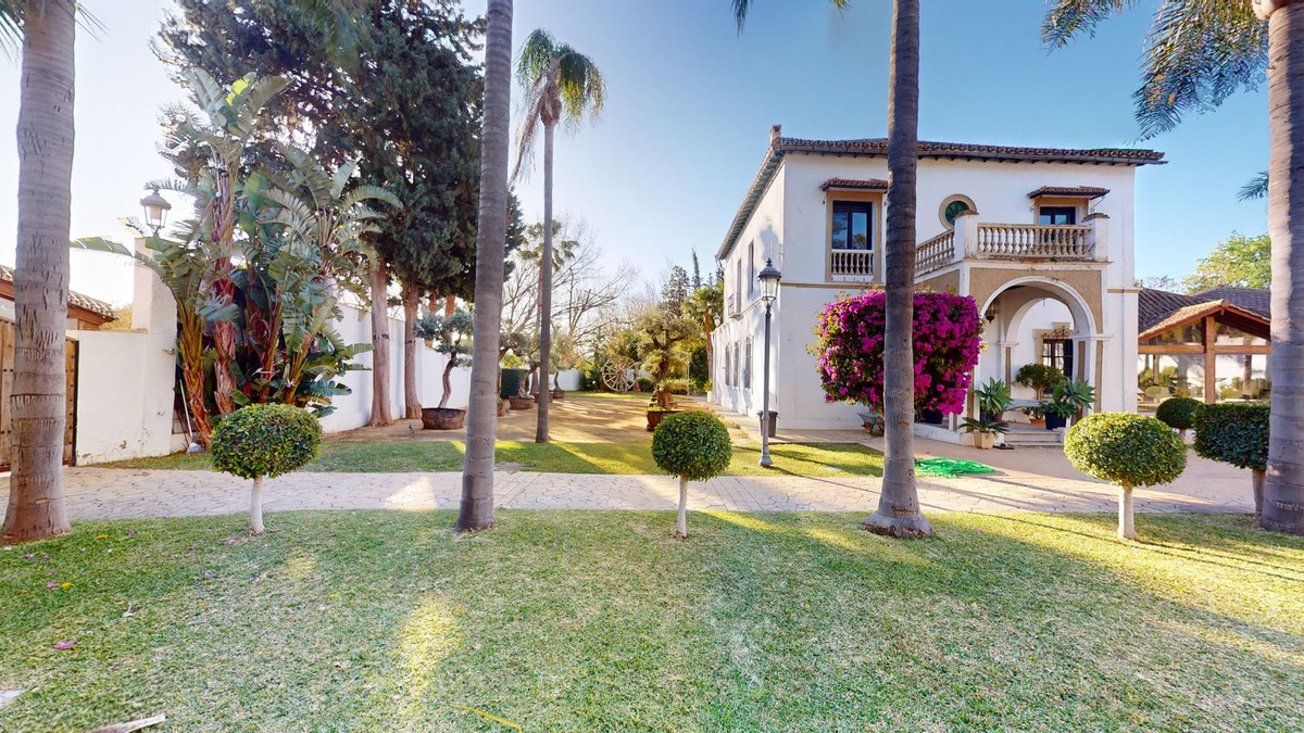 Commercial unit for sale in Torremolinos Costa Del Sol, Málaga, Spain
