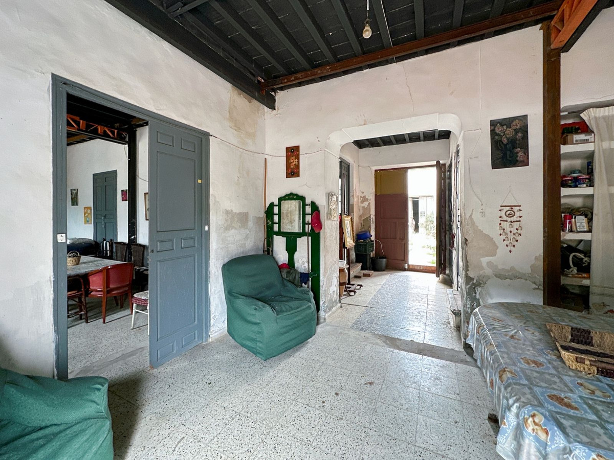 Se vende Finca - Cortijo de 8 dormitorios en Málaga Ciudad, Málaga, España