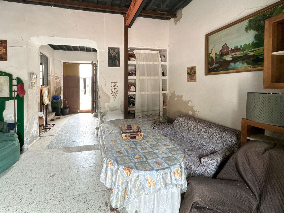 Se vende Finca - Cortijo de 8 dormitorios en Málaga Ciudad, Málaga, España