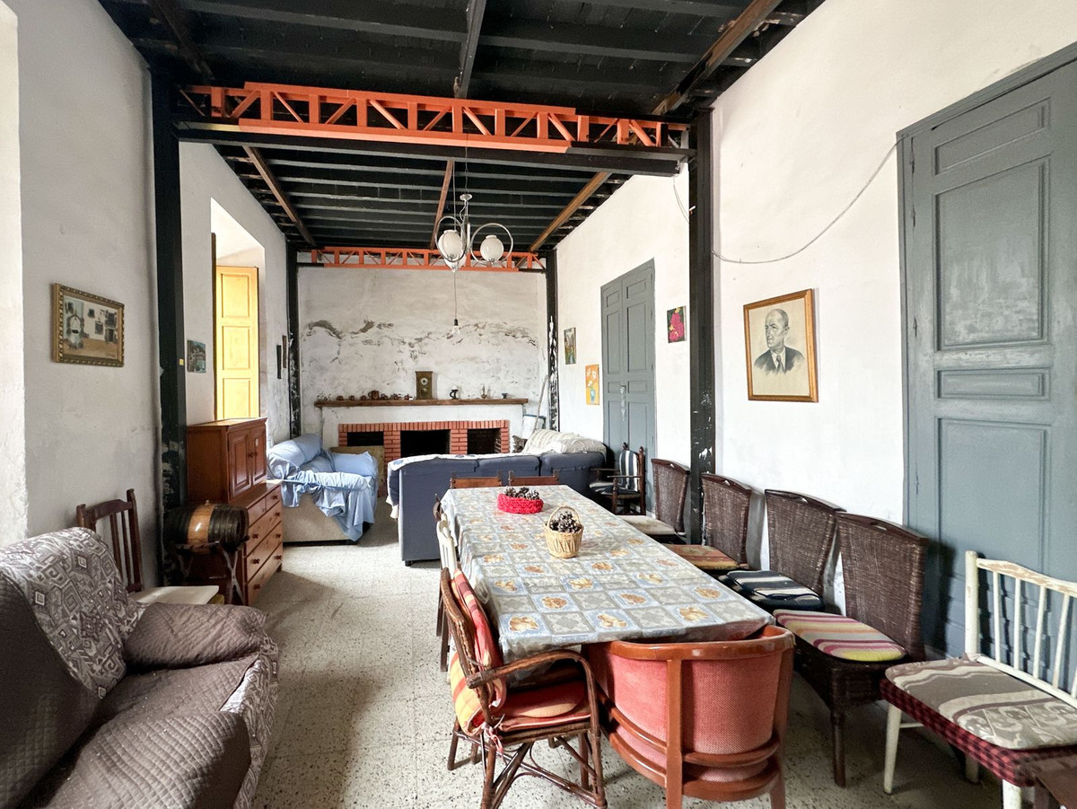 Se vende Finca - Cortijo de 8 dormitorios en Málaga Ciudad, Málaga, España