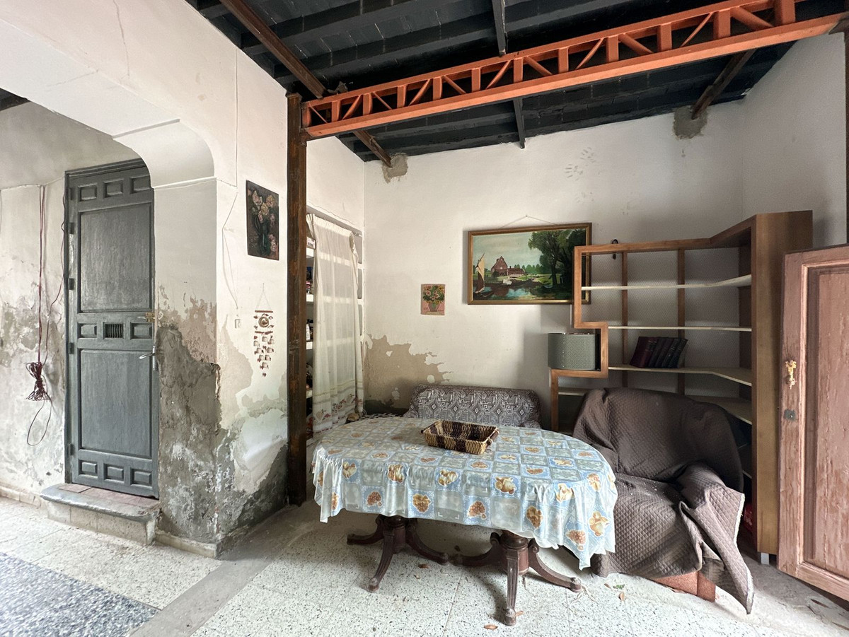 Se vende Finca - Cortijo de 8 dormitorios en Málaga Ciudad, Málaga, España