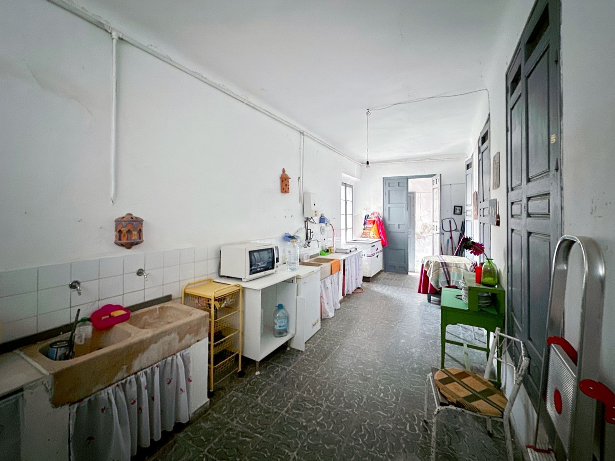 Se vende Finca - Cortijo de 8 dormitorios en Málaga Ciudad, Málaga, España