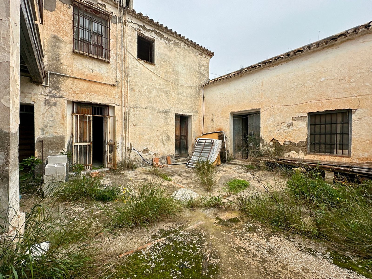 Se vende Finca - Cortijo de 8 dormitorios en Málaga Ciudad, Málaga, España