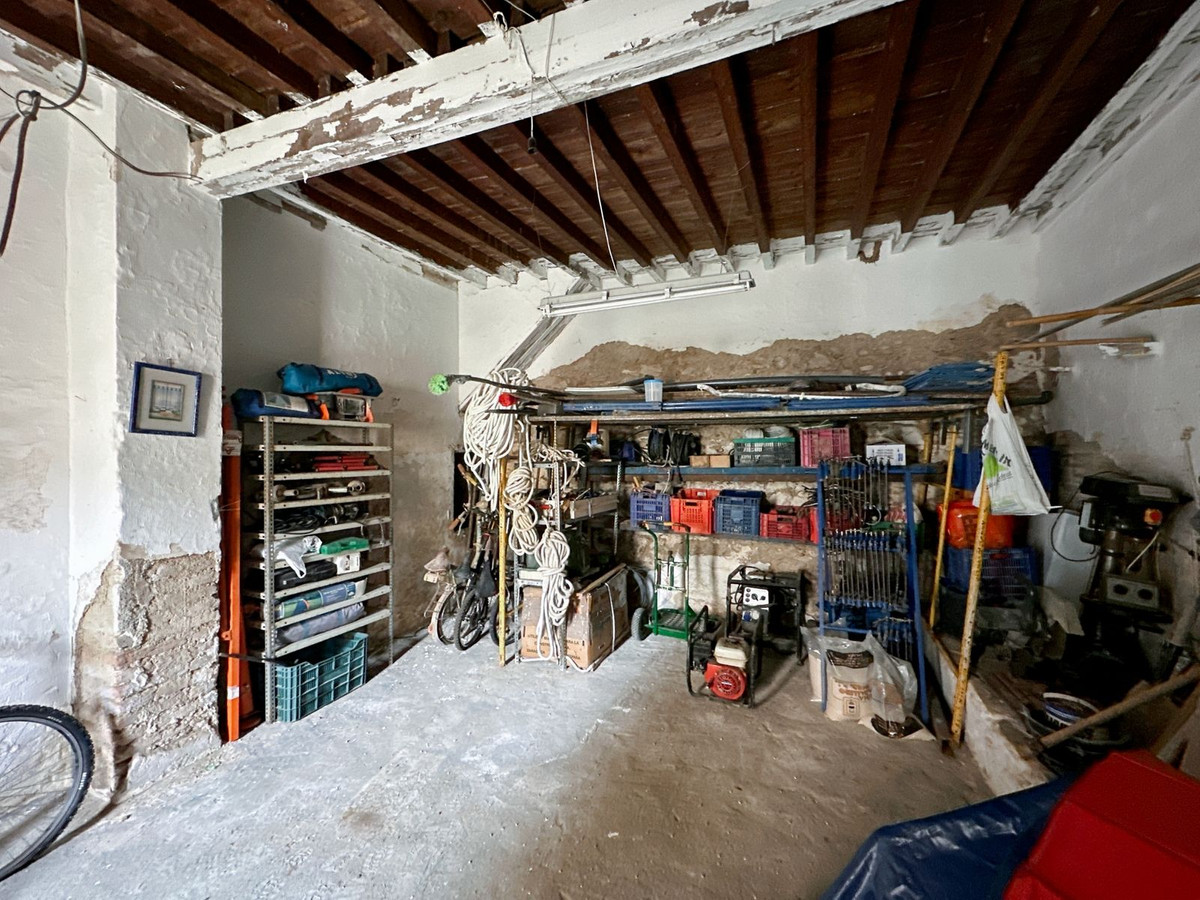 Se vende Finca - Cortijo de 8 dormitorios en Málaga Ciudad, Málaga, España