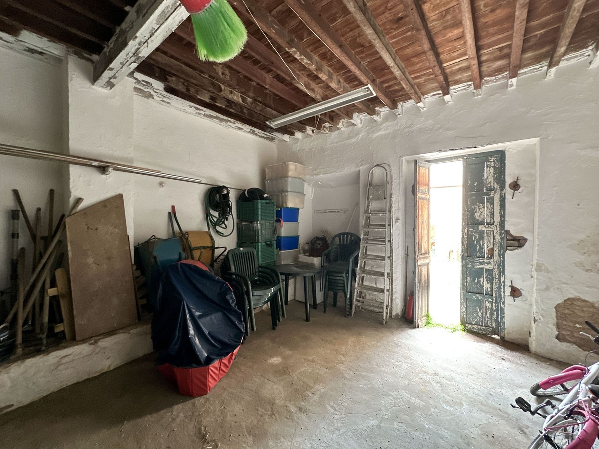 Se vende Finca - Cortijo de 8 dormitorios en Málaga Ciudad, Málaga, España